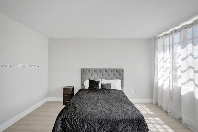 1770 NE 191st Street 7161, Miami, FL 33179