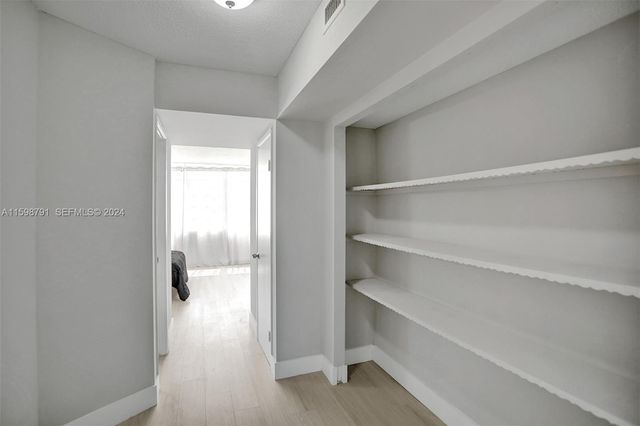 1770 NE 191st Street 7161, Miami, FL 33179