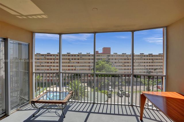 1770 NE 191st Street 7161, Miami, FL 33179