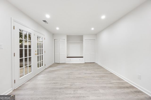 22 Ivy Parkway NE, Atlanta, GA 30342