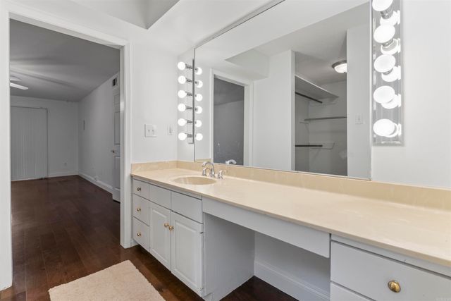 20 Fairway Woods Circle, Maumelle, AR 72113