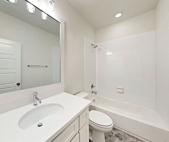 324 Templeton Drive, Fort Worth, TX 76107