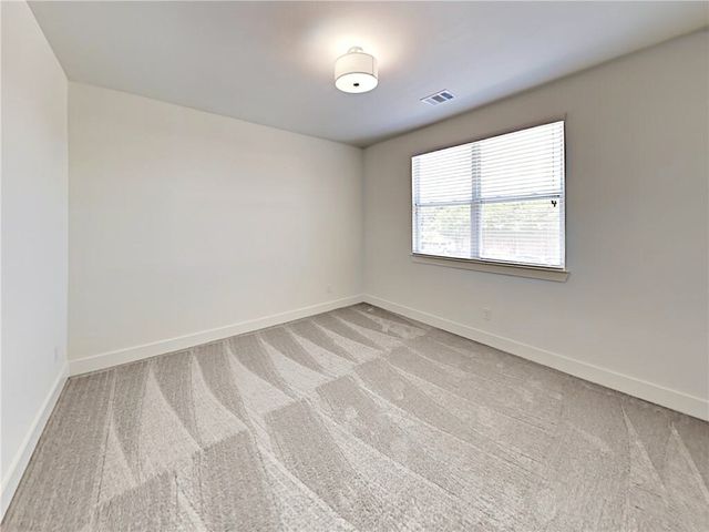 324 Templeton Drive, Fort Worth, TX 76107