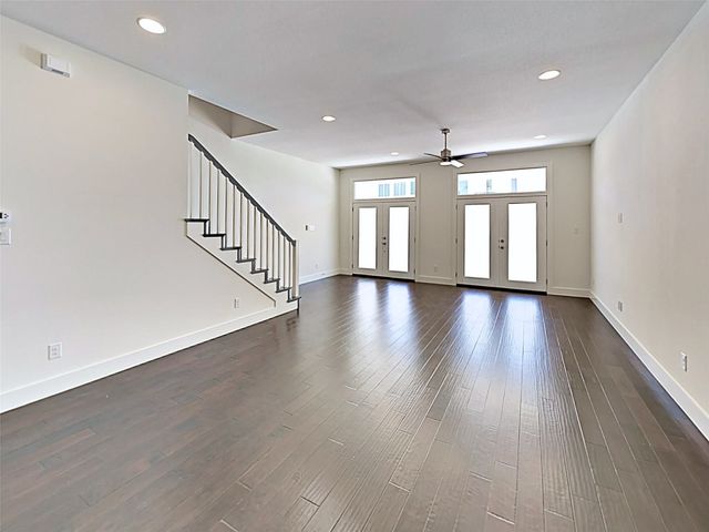 324 Templeton Drive, Fort Worth, TX 76107