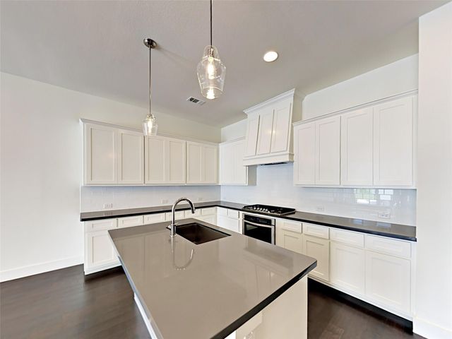 324 Templeton Drive, Fort Worth, TX 76107