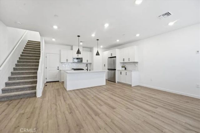 2324 Channel Drive 105, Ventura, CA 93003