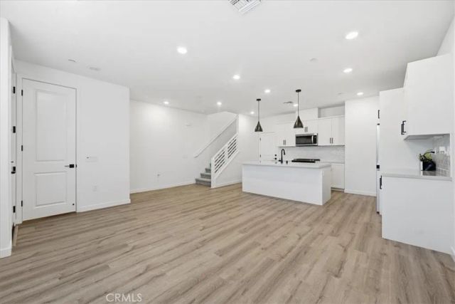 2324 Channel Drive 105, Ventura, CA 93003