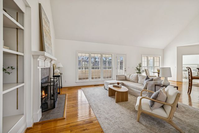 2131 Spring Lake Dr, Spring Hill, TN 37174