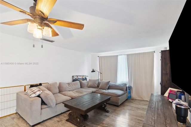 3510 SW 87th Ave, Miami, FL 33165