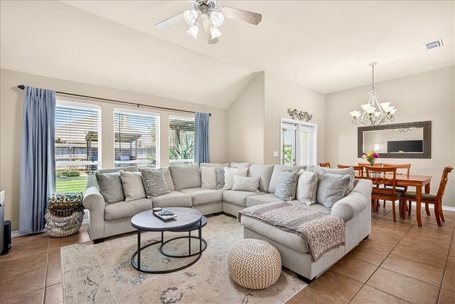 7521 Freds Folly Dr, Corpus Christi, TX 78414