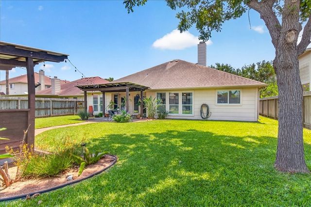 7521 Freds Folly Dr, Corpus Christi, TX 78414