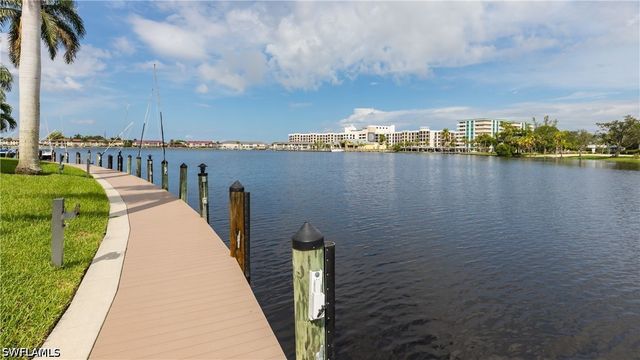 5121 Sunnybrook CT 26, Cape Coral, FL 33904