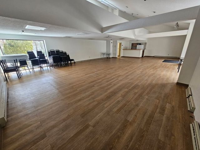 55 Tall Oaks Dr L8, Weymouth, MA 02190