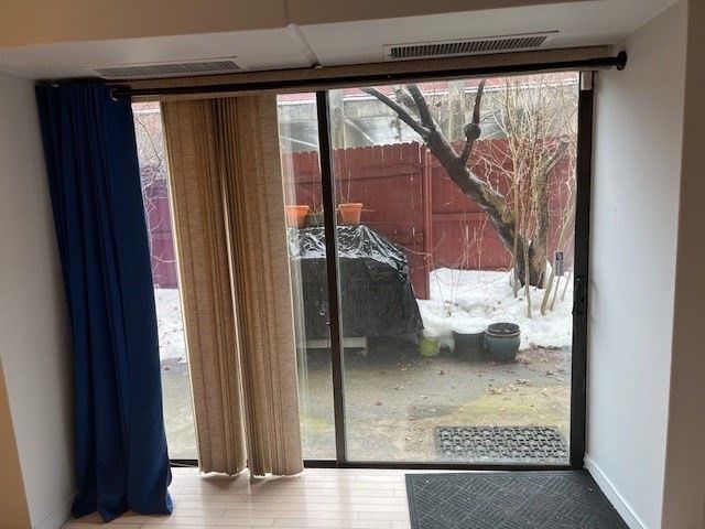 55 Tall Oaks Dr L8, Weymouth, MA 02190