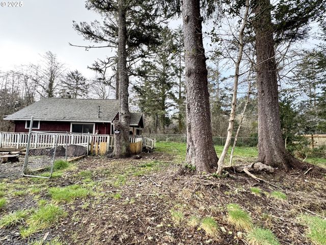 2514 WILLOWS Rd, Seaview, WA 98644