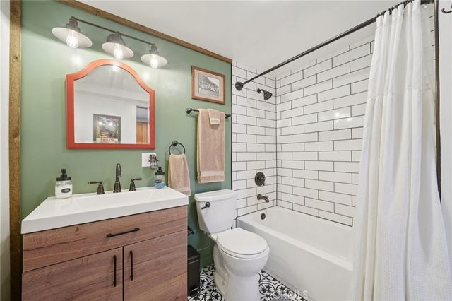 21875 Sawpit Canyon Road, Cedarpines Park, CA 92322