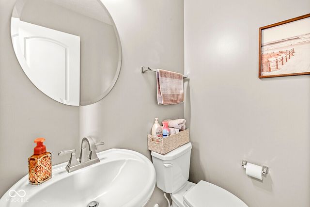 1307 Cliff View Drive, Westfield, IN 46074