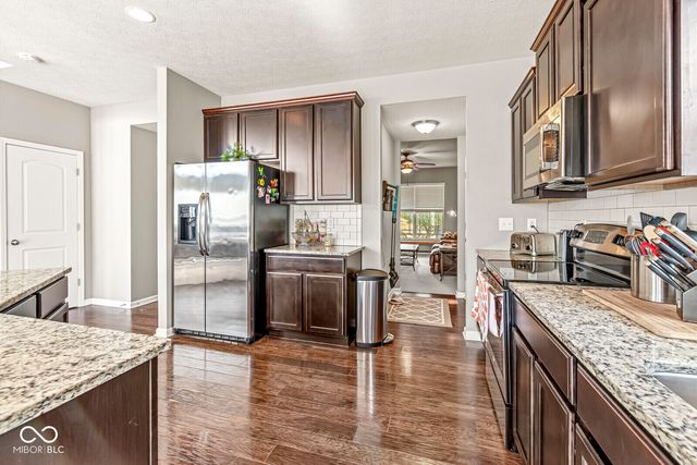 1307 Cliff View Drive, Westfield, IN 46074