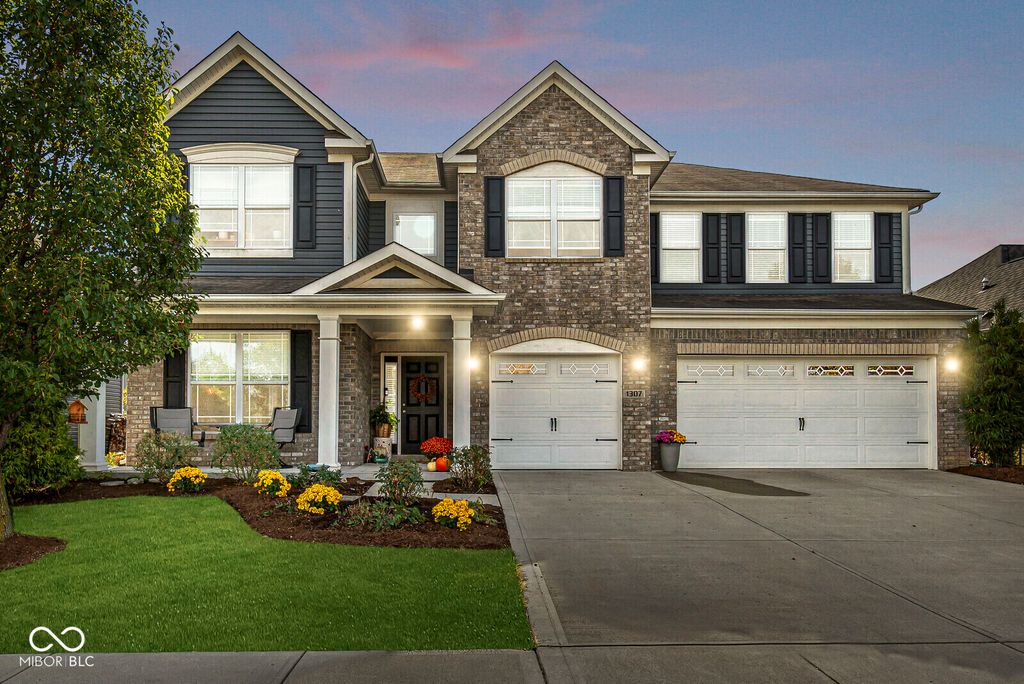 1307 Cliff View Drive, Westfield, IN 46074