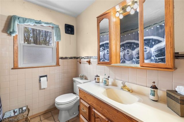 3287 Broadhaven Avenue NW, Massillon, OH 44646