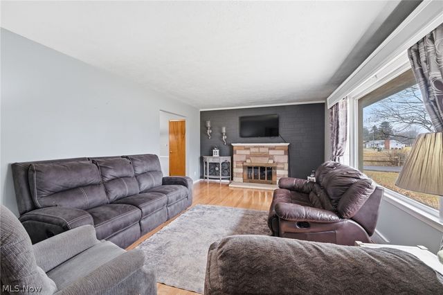 3287 Broadhaven Avenue NW, Massillon, OH 44646