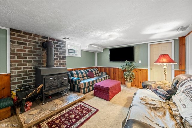 3287 Broadhaven Avenue NW, Massillon, OH 44646