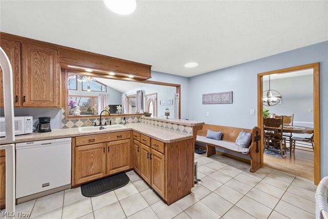 3287 Broadhaven Avenue NW, Massillon, OH 44646