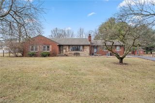 3287 Broadhaven Avenue NW, Massillon, OH 44646