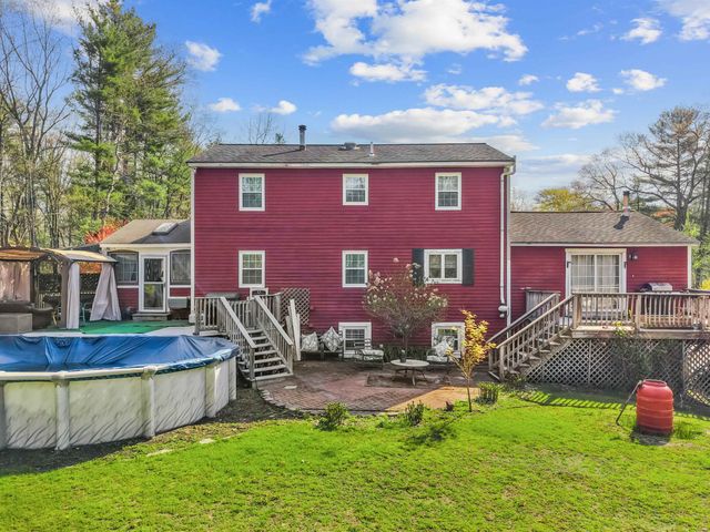 5 Chartwell Court, Londonderry, NH 03053