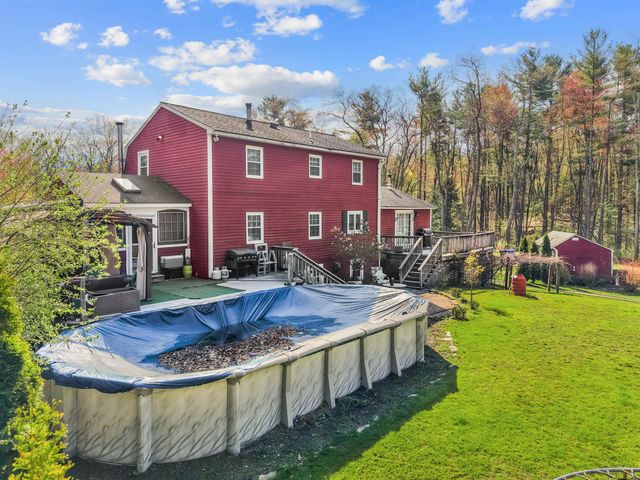 5 Chartwell Court, Londonderry, NH 03053