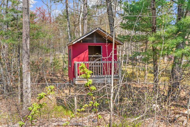5 Chartwell Court, Londonderry, NH 03053