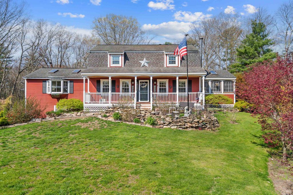 5 Chartwell Court, Londonderry, NH 03053