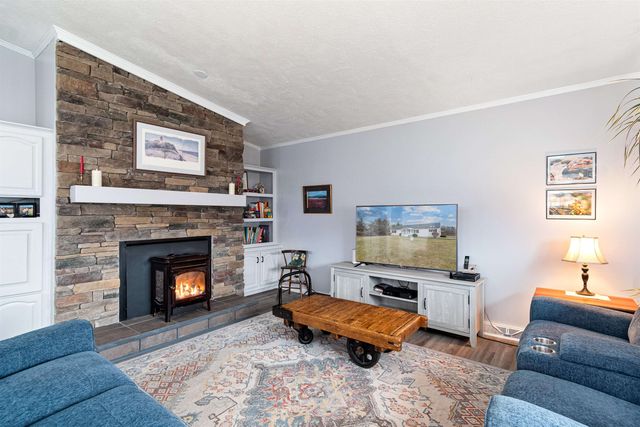813 Mt Philo Road, Shelburne, VT 05482