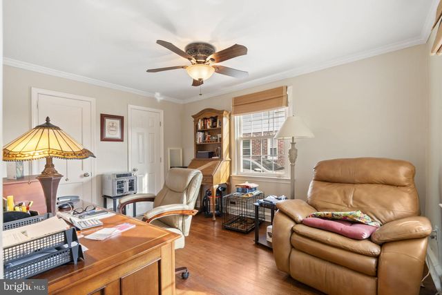 937 GREENBRIAR LN, Springfield, PA 19064