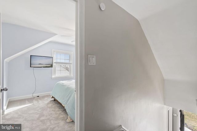 937 GREENBRIAR LN, Springfield, PA 19064