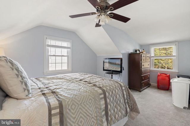 937 GREENBRIAR LN, Springfield, PA 19064