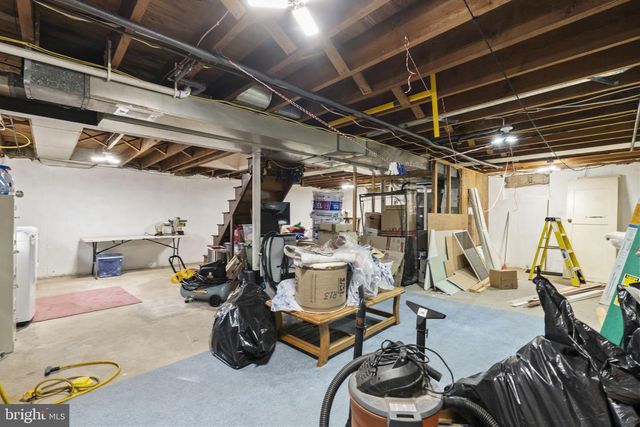 937 GREENBRIAR LN, Springfield, PA 19064