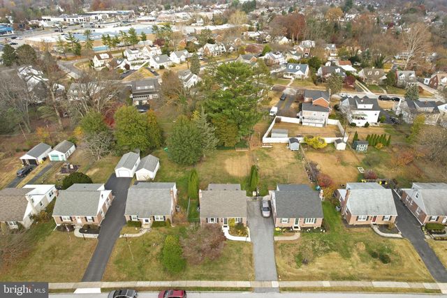 937 GREENBRIAR LN, Springfield, PA 19064