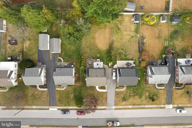 937 GREENBRIAR LN, Springfield, PA 19064