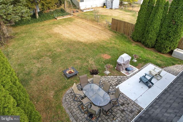 937 GREENBRIAR LN, Springfield, PA 19064