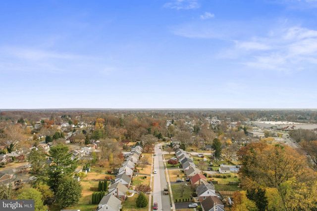 937 GREENBRIAR LN, Springfield, PA 19064