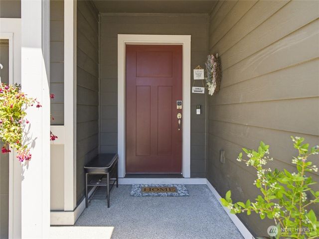 546 Gilbertson Lane SE, Olympia, WA 98501