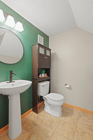 13037 Europa Trail Way N F, Hugo, MN 55038