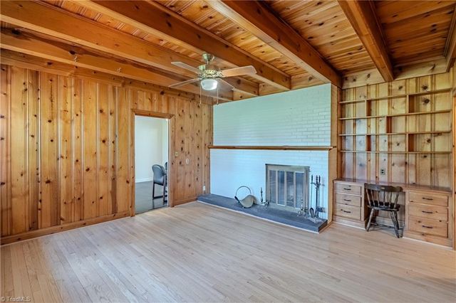 246 Fairview Avenue, Mount Airy, NC 27030