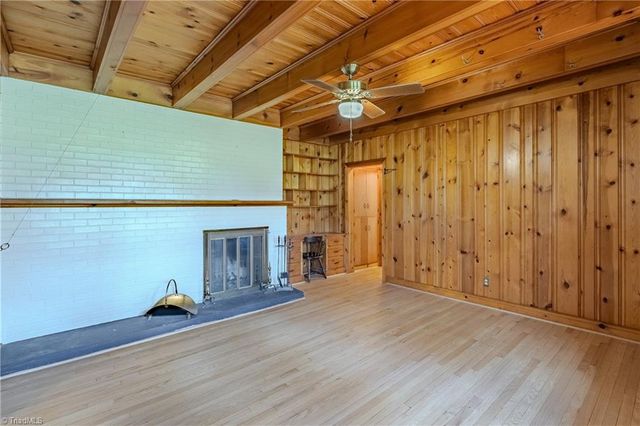 246 Fairview Avenue, Mount Airy, NC 27030