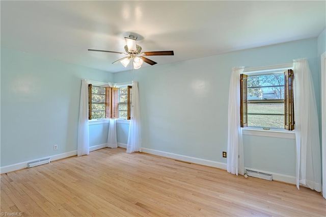 246 Fairview Avenue, Mount Airy, NC 27030
