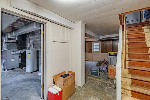 246 Fairview Avenue, Mount Airy, NC 27030