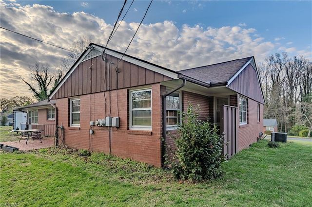246 Fairview Avenue, Mount Airy, NC 27030