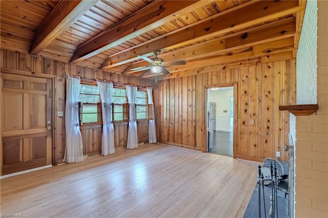 246 Fairview Avenue, Mount Airy, NC 27030