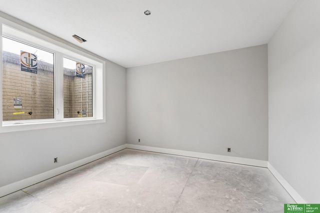 3308 S 206th Street, Elkhorn, NE 68022